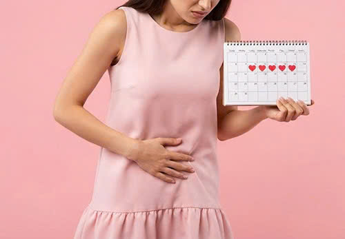 Tới tháng là gì và vì sao xảy ra ở phụ nữ